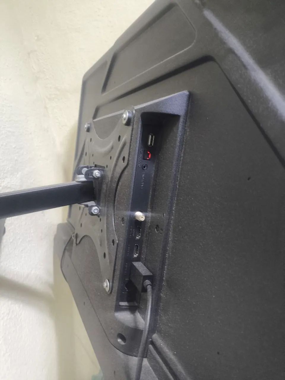 Smartv AOC Roku  - Foto 3