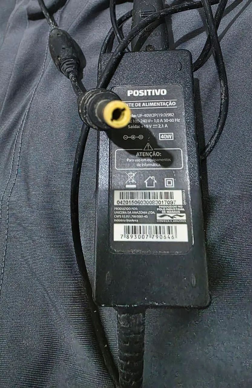 Carregador notebook Positivo - Foto 2
