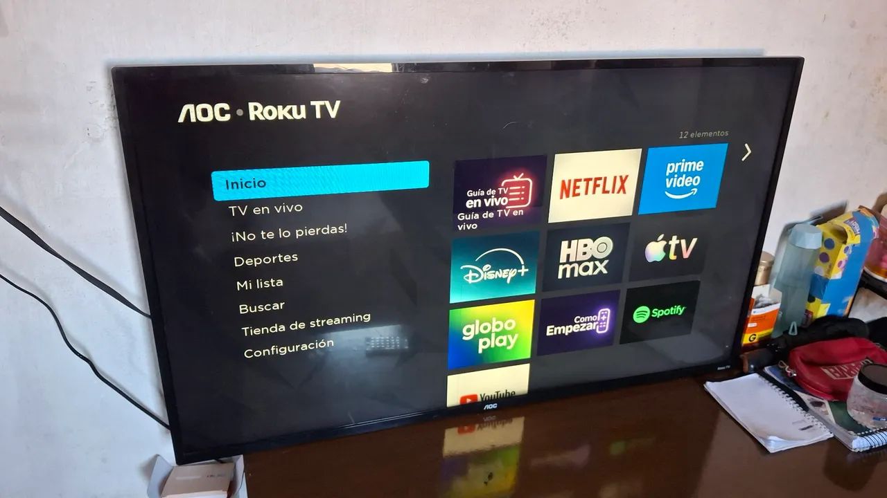 Vendo TV de 42 polegadas seminovo 
