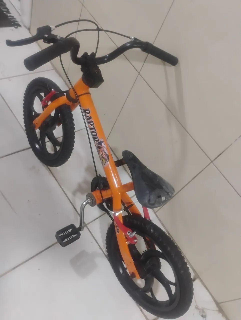 Bicicleta aro 16 laranja - Foto 3