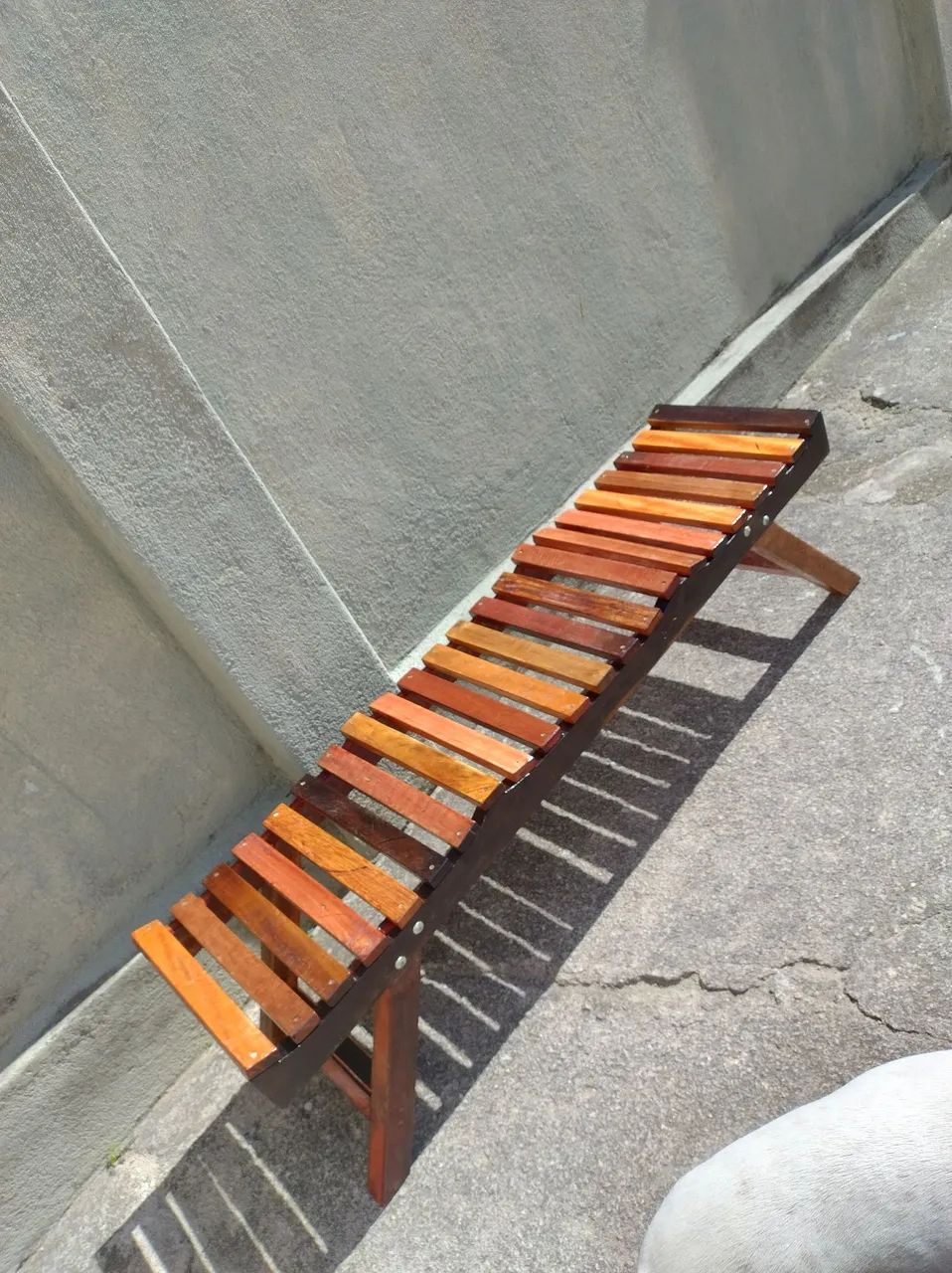 Banco de madeira de demolição. - Foto 3