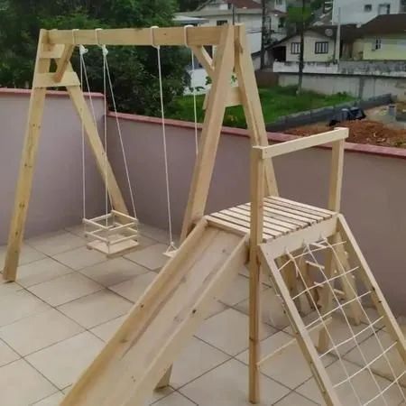 Playground de madeira 