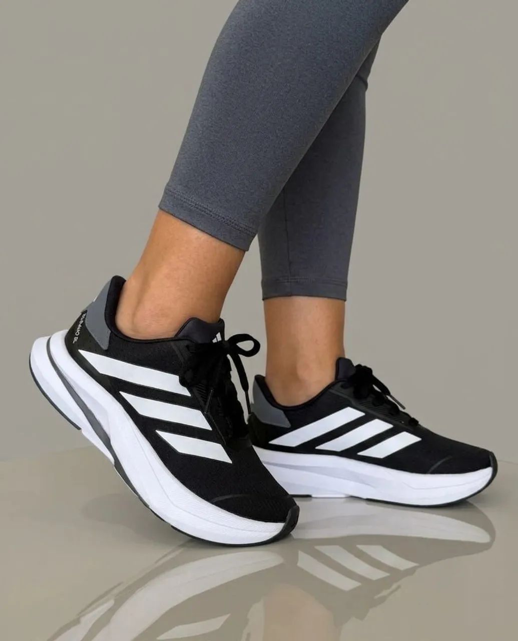 Tênis feminino 