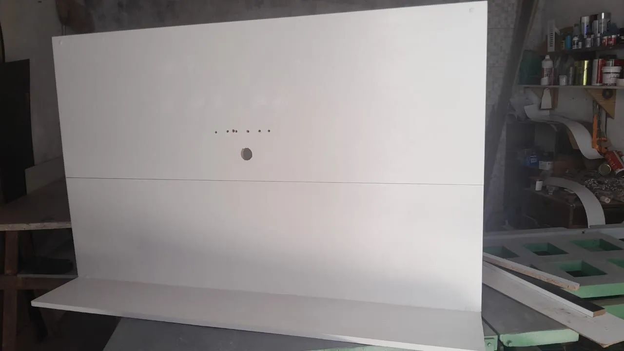 Painel de TV 1.30 X 80