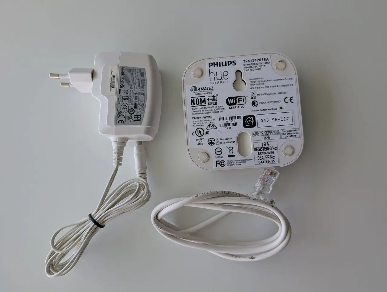 Philips HUE hub 110v/220v