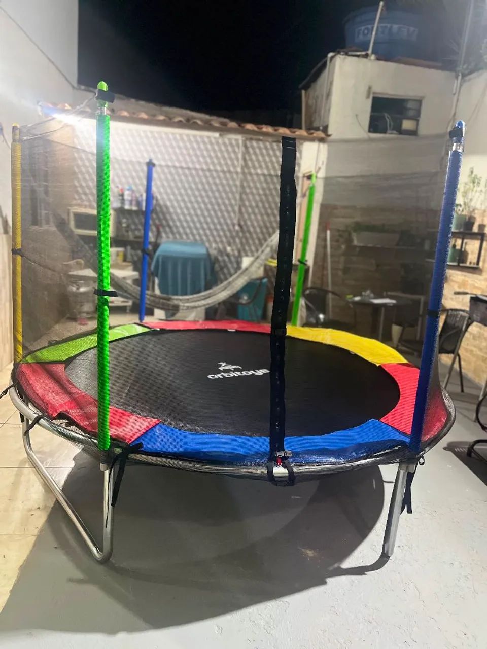Vendo cama elástica 2,44mt