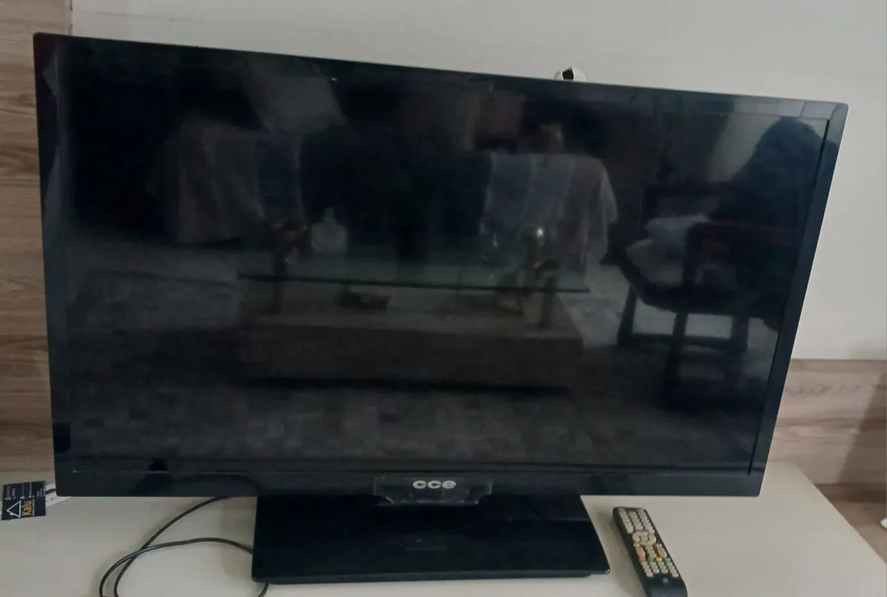 TV CCE 39"