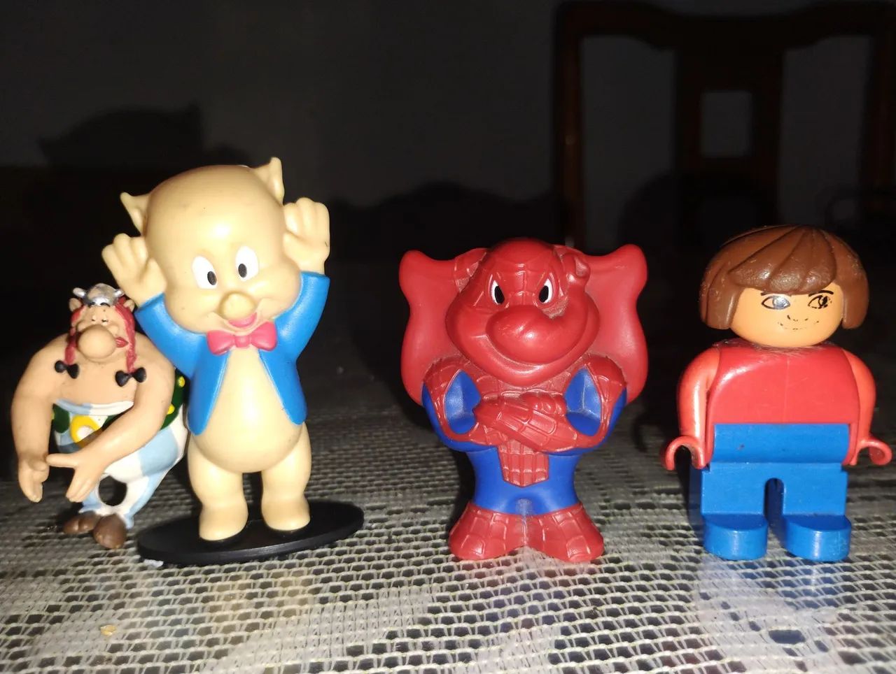 Vendo um lote de bonecos - Foto 2