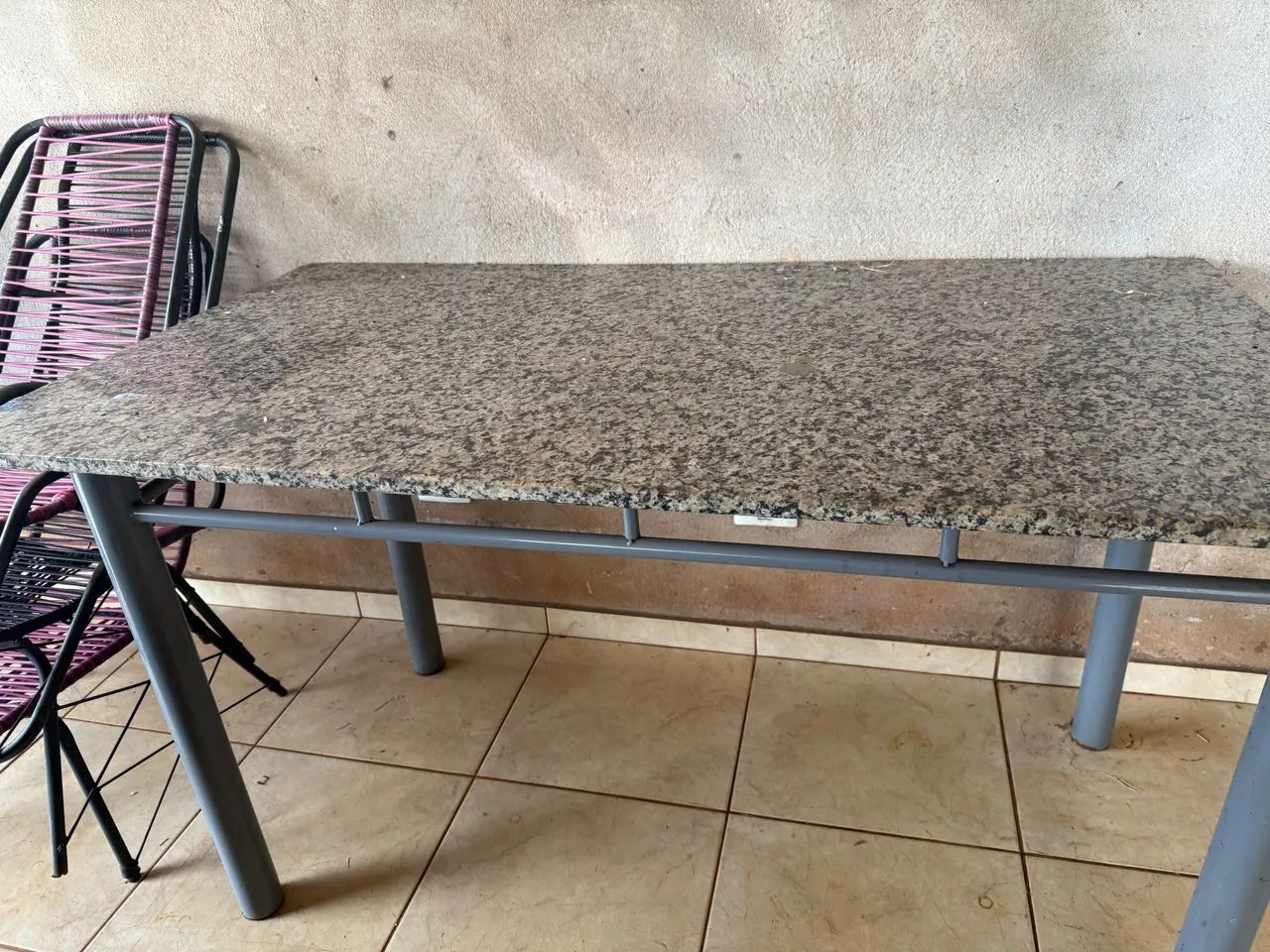 Mesa em granito 