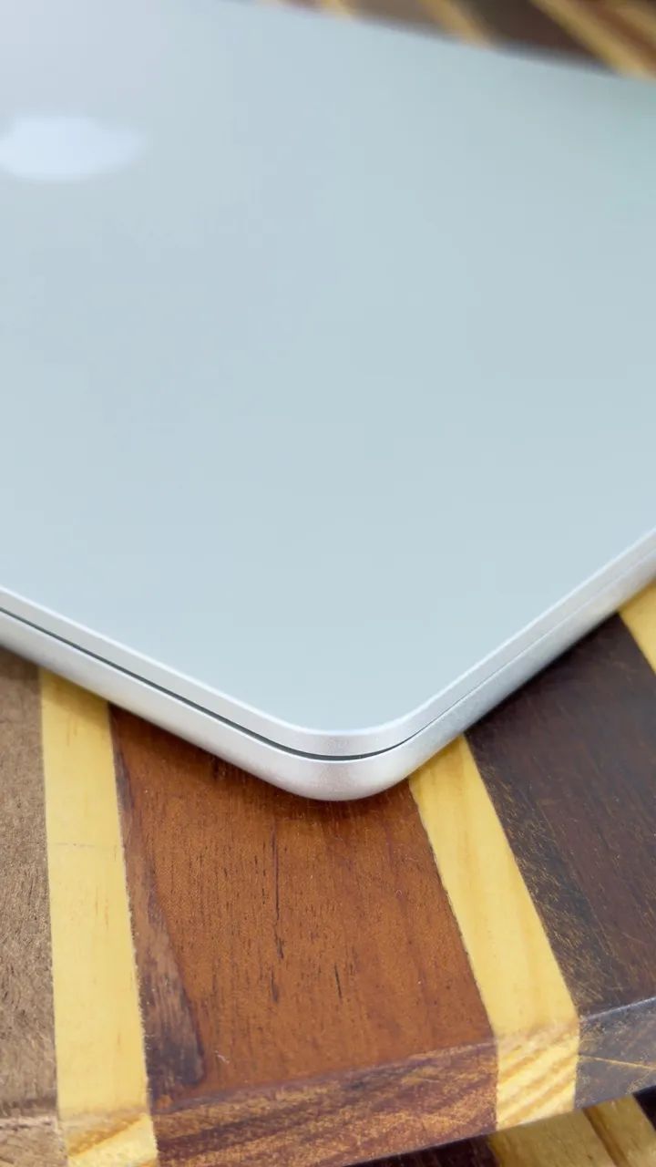 660 - MacBook Air M3 24gb e 1TB de armazenamento 15 polegadas  - Foto 3
