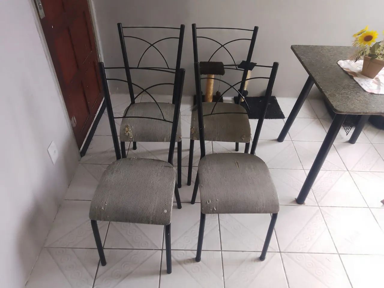 Cadeiras para mesa