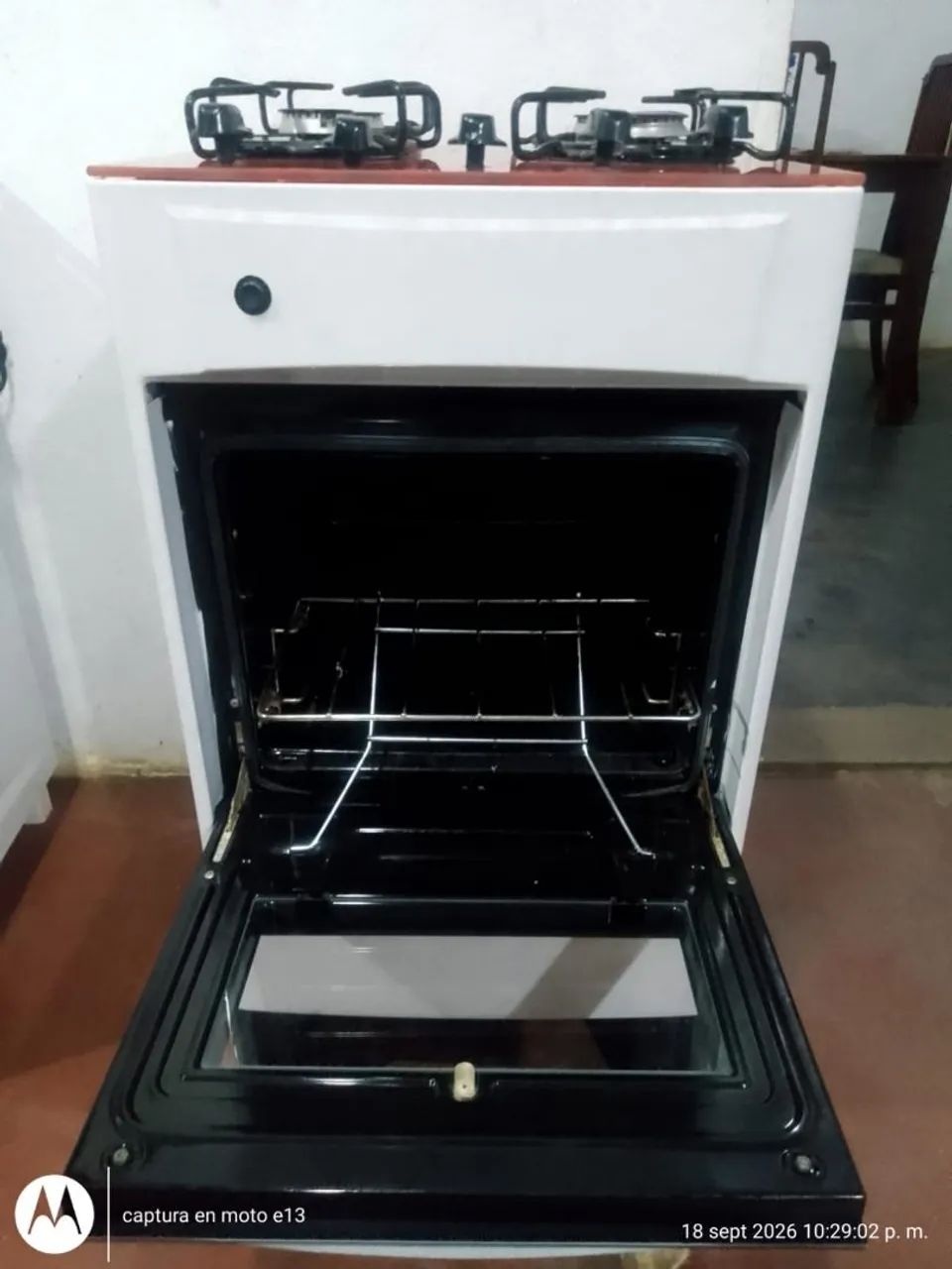 Fogão 4 bocas com seu acendimento automático funcionando perfeitamente  - Foto 4