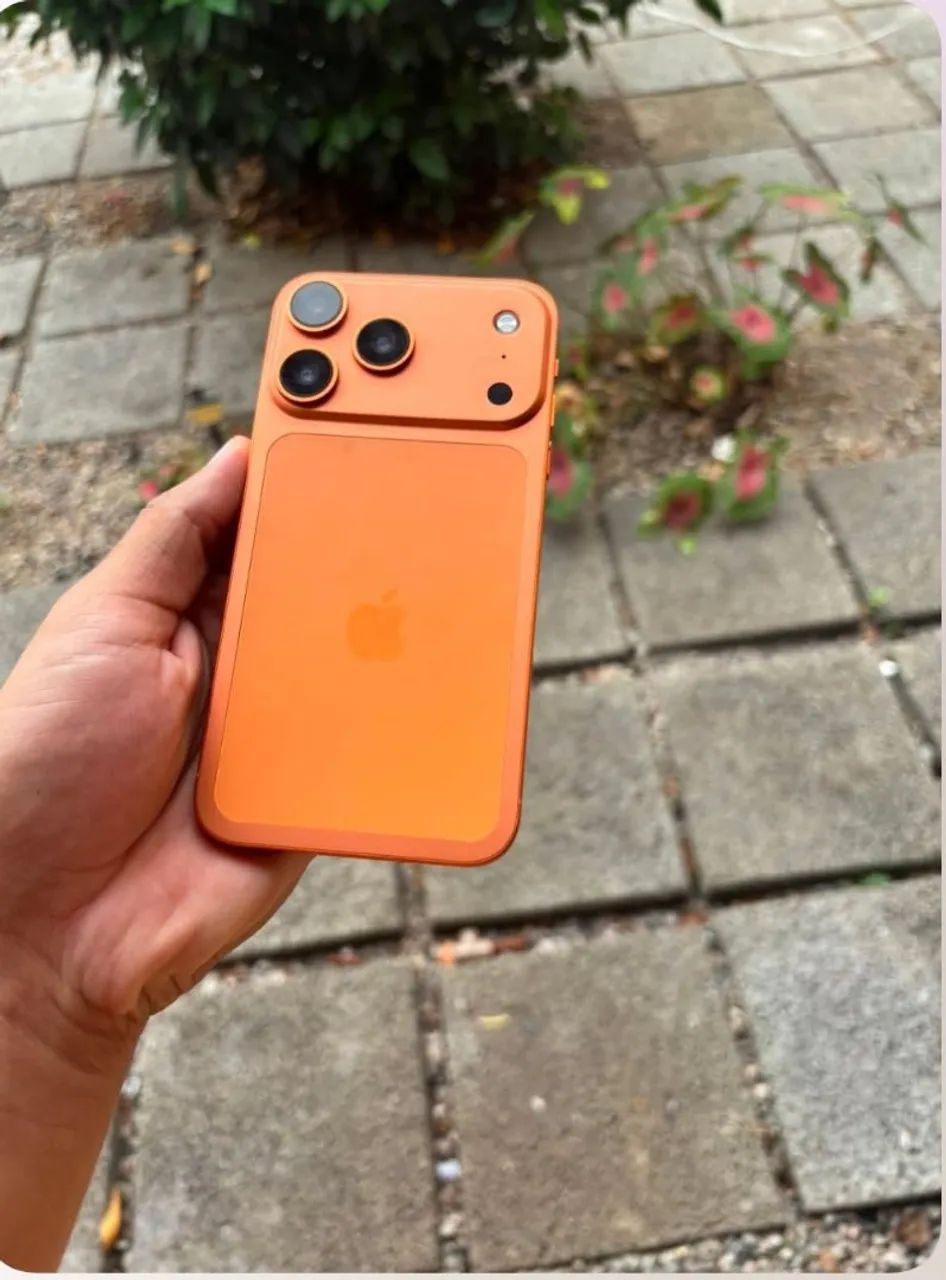 IPhone 11 Carcaça do 17 Pro Laranja 