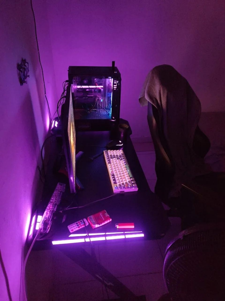 Mesa para PC - Mesa superframe epic RGB - Foto 4