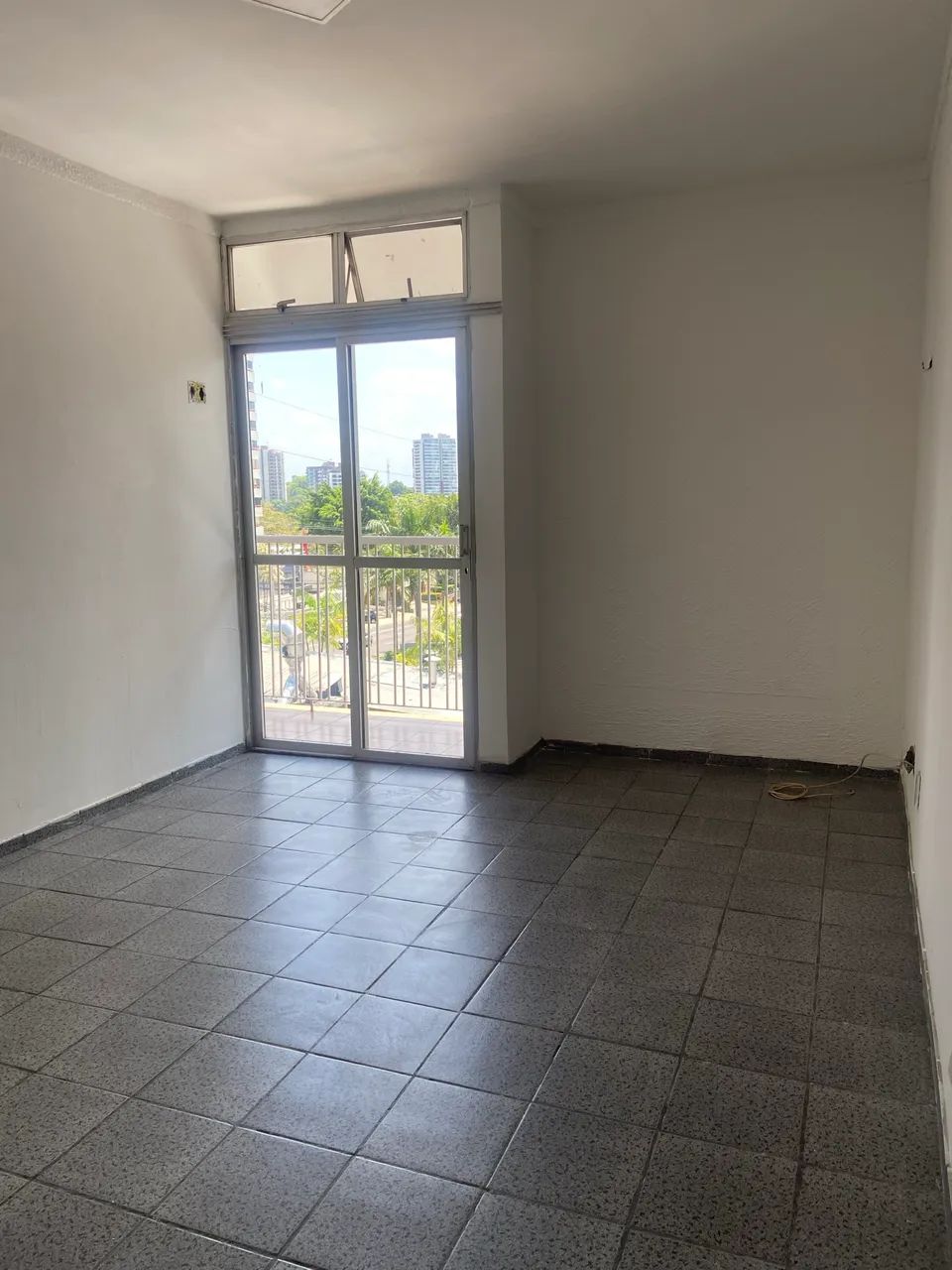 Alugo apartamento Ed. Florestal Adrianopolis  - Foto 3