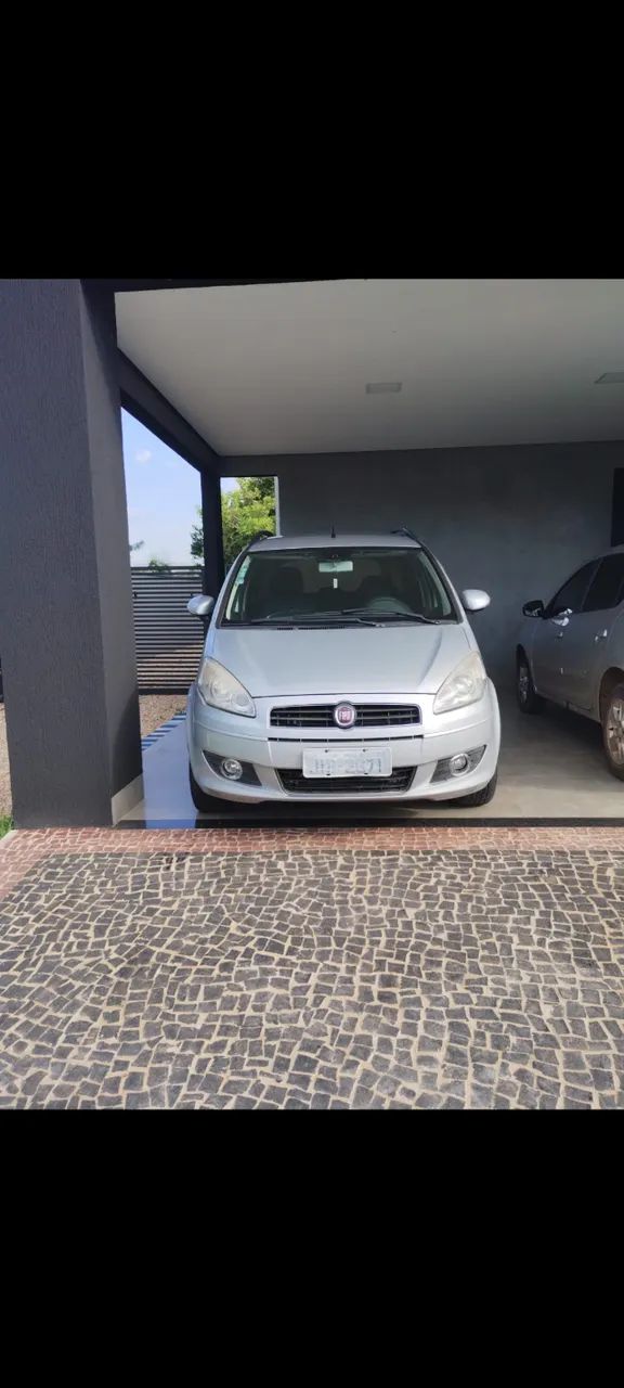 Fiat Idea Essence Dualogic 1.6 Flex 16V 5P 2011 - Foto 4