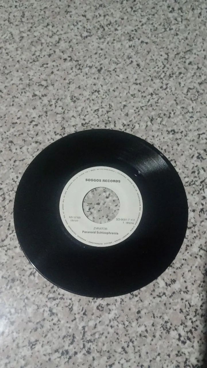 Compacto vinil 7" Zvrator - Asphyxiation Death Metal Black Metal Thrash Metal - Foto 4