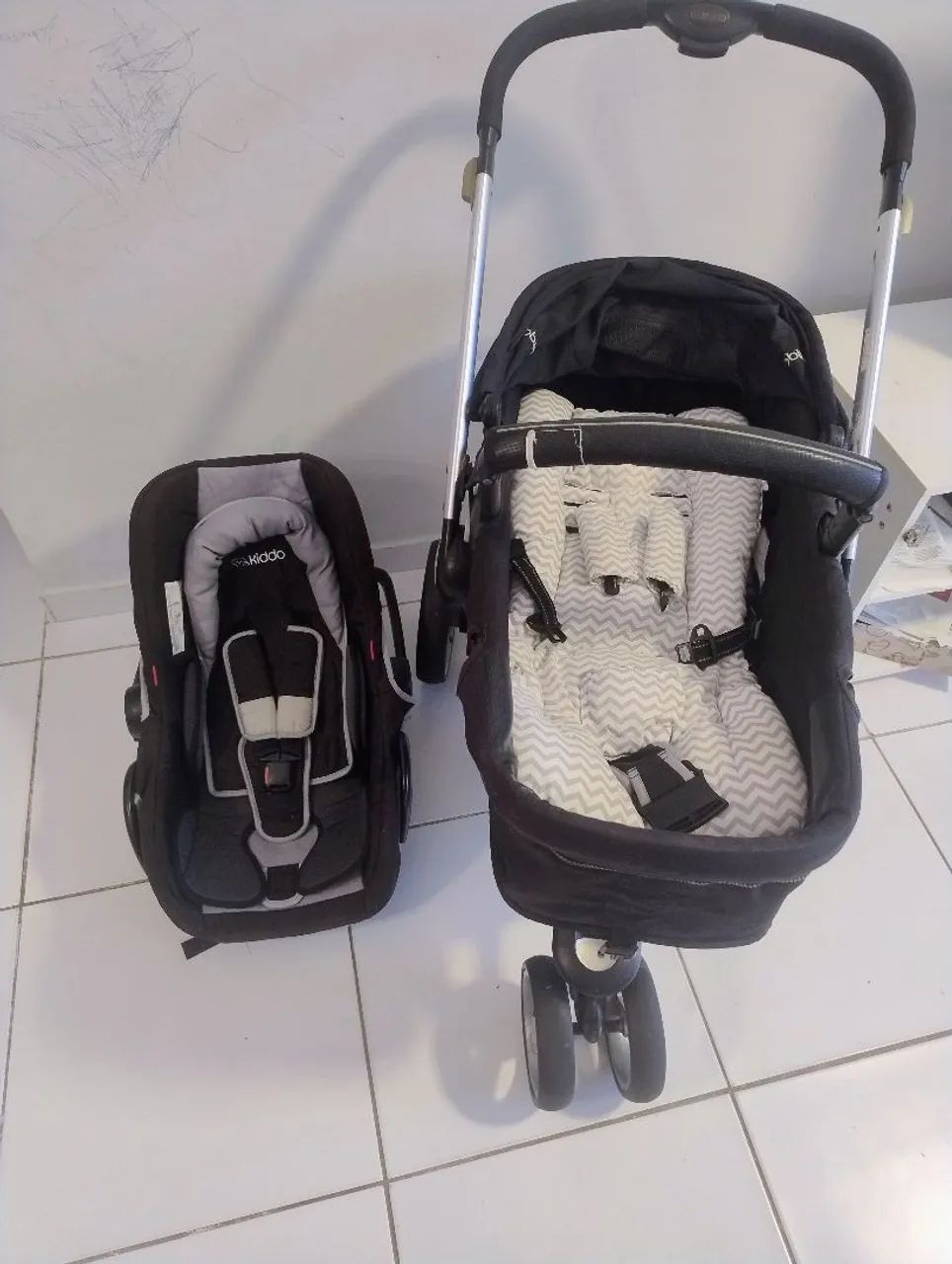 Carrinho de bebê Kiddo Compass 2
