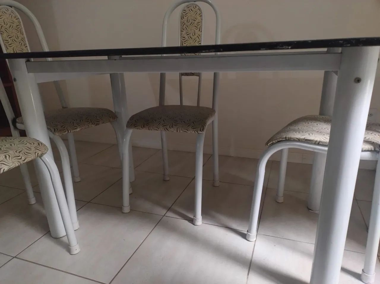 Meja de jantar, com 5 cadeiras  - Foto 3