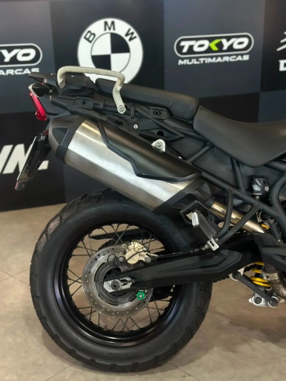 TRIUMPH TIGER 800XC MUITO NOVA - Foto 4