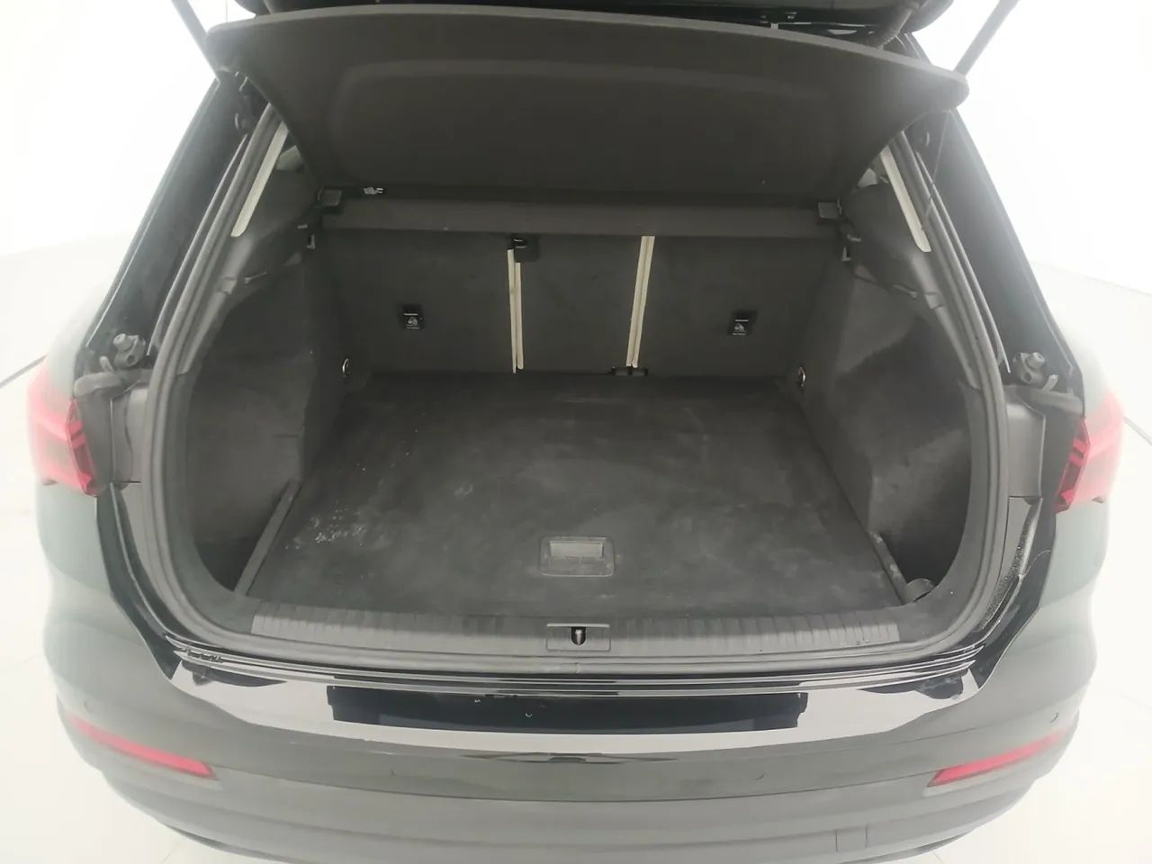Audi Q3 Prestige 2.0 TFSI Tiptr.Quatro, foto 9 de 18