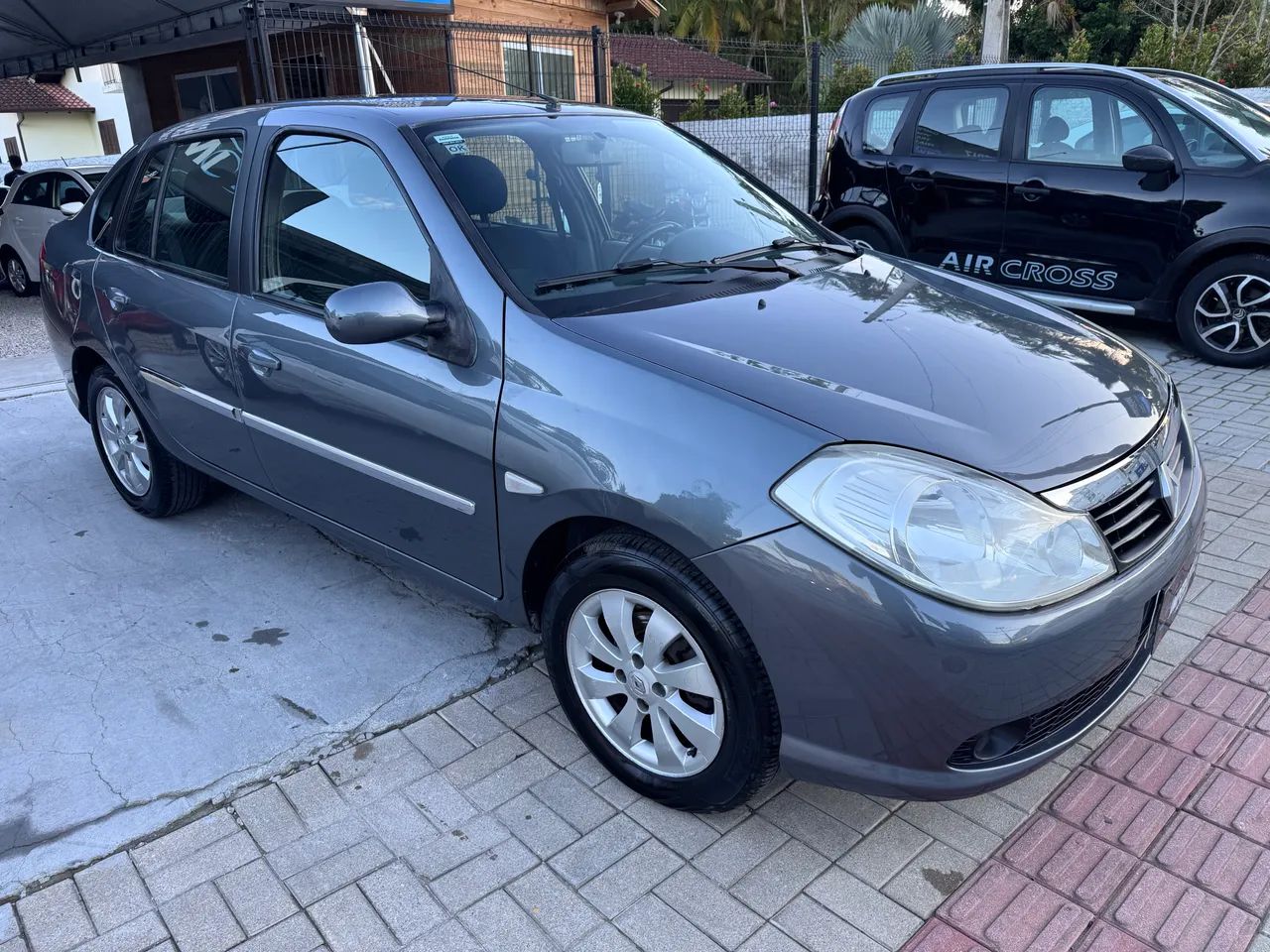 Renault Symbol Expression Hi-flex 1.6 16V 4P 2012 - Foto 2