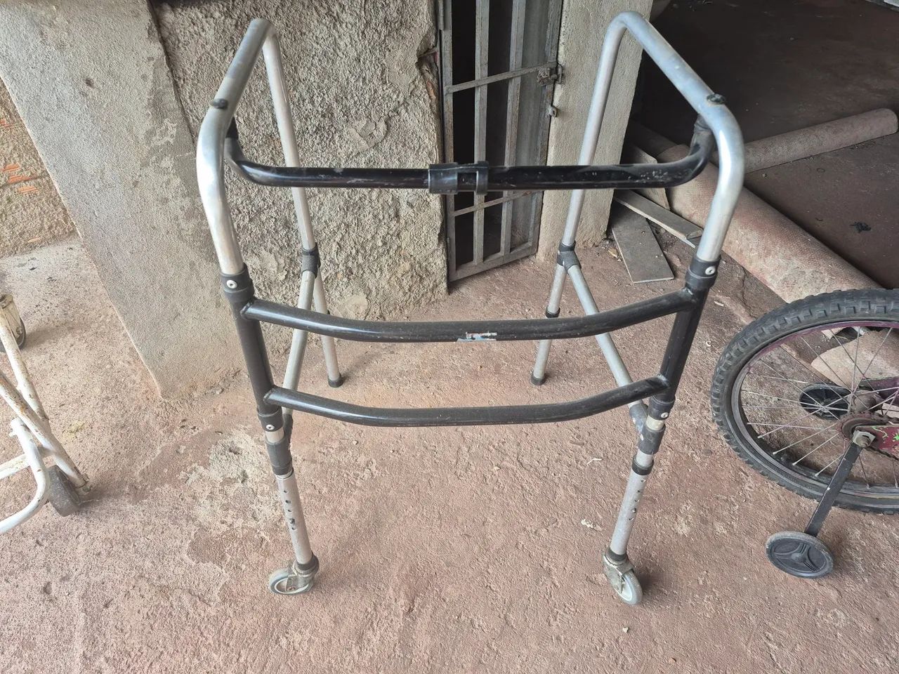 Andador com Rodas - Foto 3