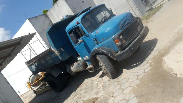 Caçamba de 5 metros 994670414 zap