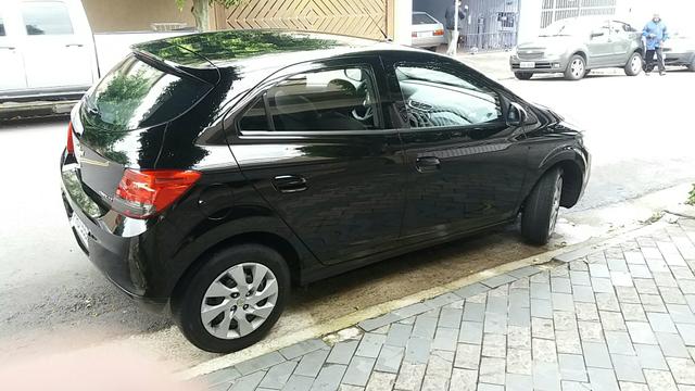 Gm ONIX LT 1.4 2013. 2° DONO. NOVO
