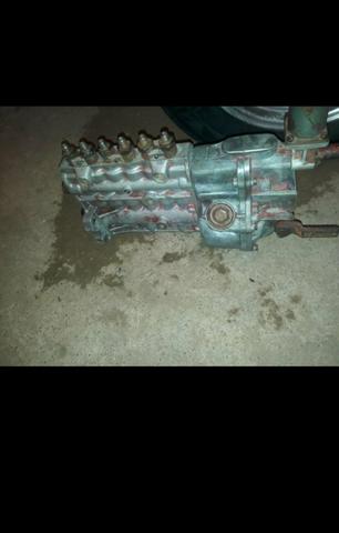 Vendo uma bomba injetora marca Bosch - Foto 5