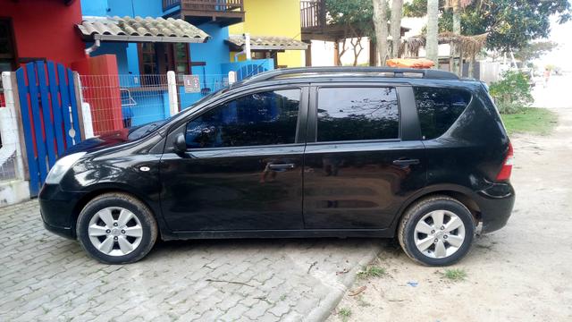 Nissan Livina 1.6 SL 2012