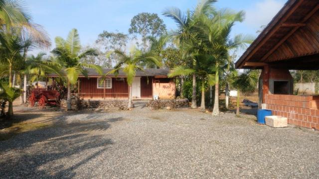 Chácara com Duas Casas rústicas (6 quartos), lado do Rio Palmital - Foto 8