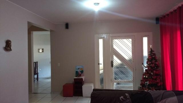 Setor Oeste QD 06, 2 Sobrados no mesmo lote (vazado), excelente local, R$ 729.000,00 - Foto 4