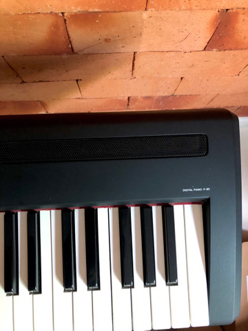 Piano Yamaha P85 - Foto 3