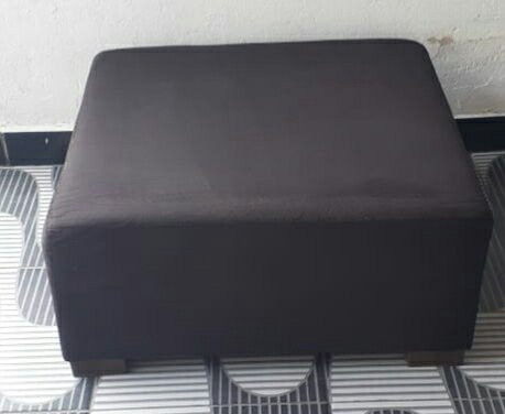 Puff em suede marrom já limpo e higienizado - Foto 2