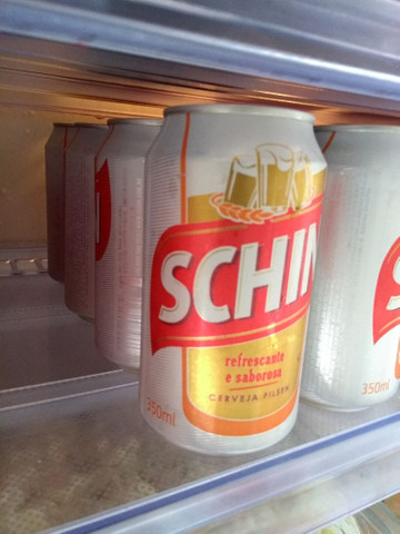 Vendo cerveja Schin lata 350 ml já gelada 15 reais a caixa - Foto 2