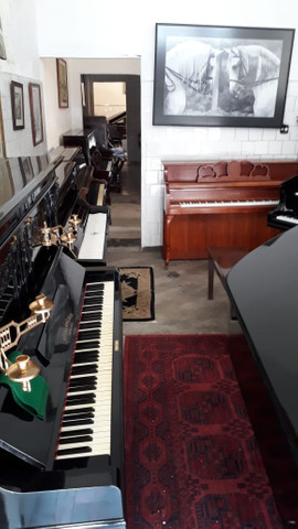 ShowRoom Com Grandes Seleções D Pianos Acusticos Impecáveis CasaDePianos - Foto 3
