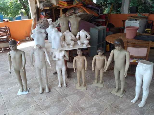 Manequim infantil lote fechado usado - Foto 2