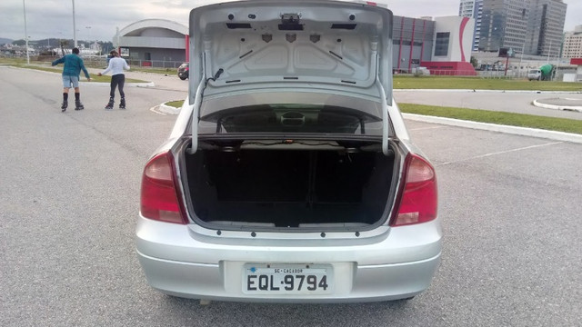 Chevrolet Corsa Sedan 1.4 Completo - Foto 10