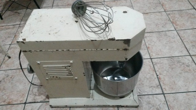 Batedeira industrial padaria