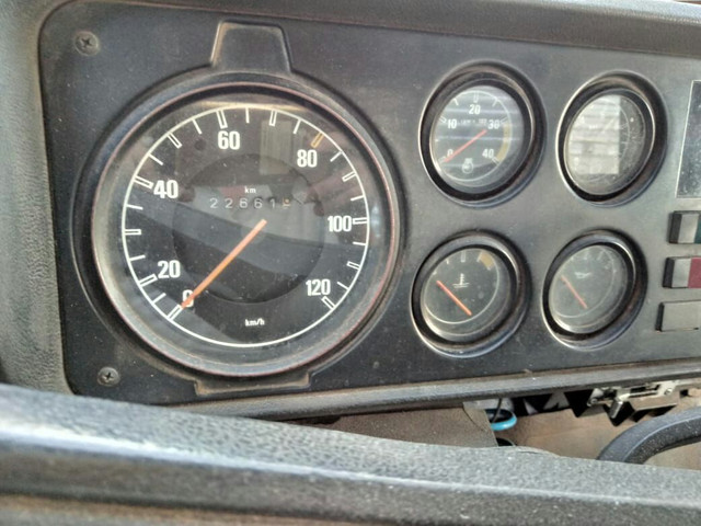 Vw 6.90 baú troco por Caminhão Basculante ou Retro Emplacada - Foto 8