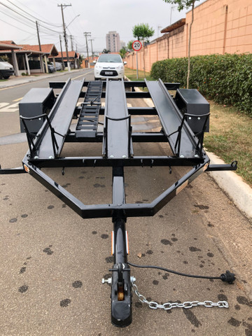 Carretinha para 03 motos