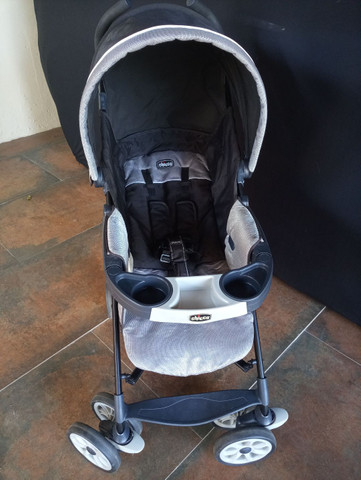 Carrinho + bebê conforto Chicco com isofix - Foto 2