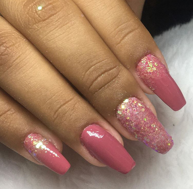 Unhas em gel - Foto 2