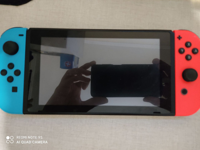 Nintendo Switch semi novo