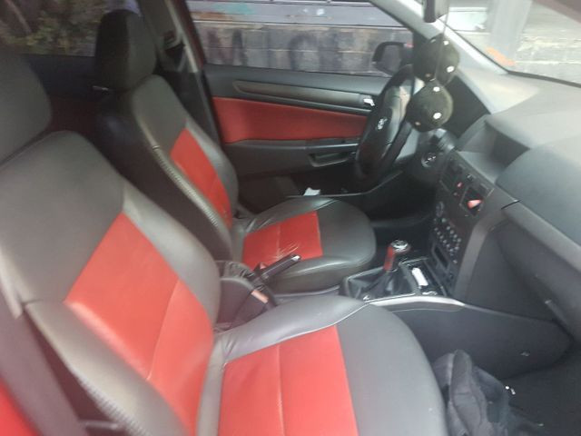 GM VECTRA GT 2.0 HATCH MANUAL BAIXO KM - Foto 6