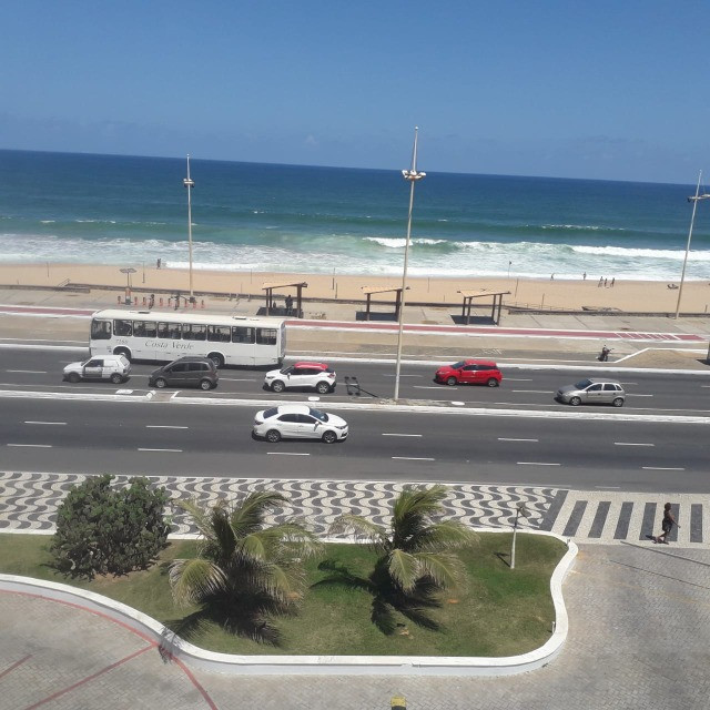 Vendo Lindo Apto de 3 Quartos, Porteira Fechada na Orla de Armação com Vista Mar 180Graus - Foto 3