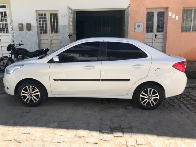 FORD KA SEDAN 1.5