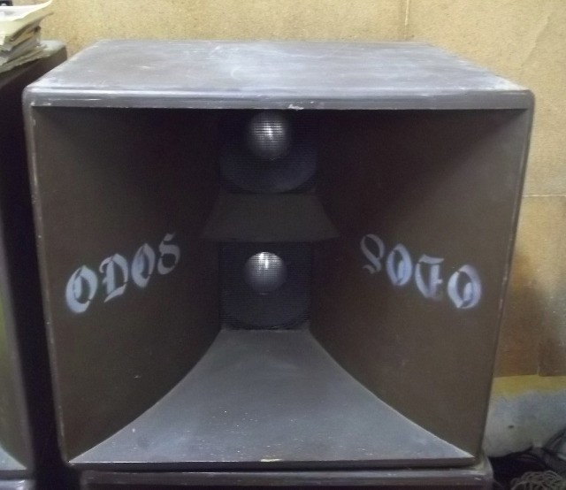 Caixa para graves-médios antiga .- Cód. 008 - - Foto 3