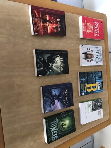 Livros diversos  - Foto 3